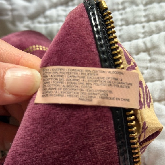 Juicy Couture Crossbody Bag Purse Vintage Y2K Velour Purple RARE see pics - Picture 6 of 15